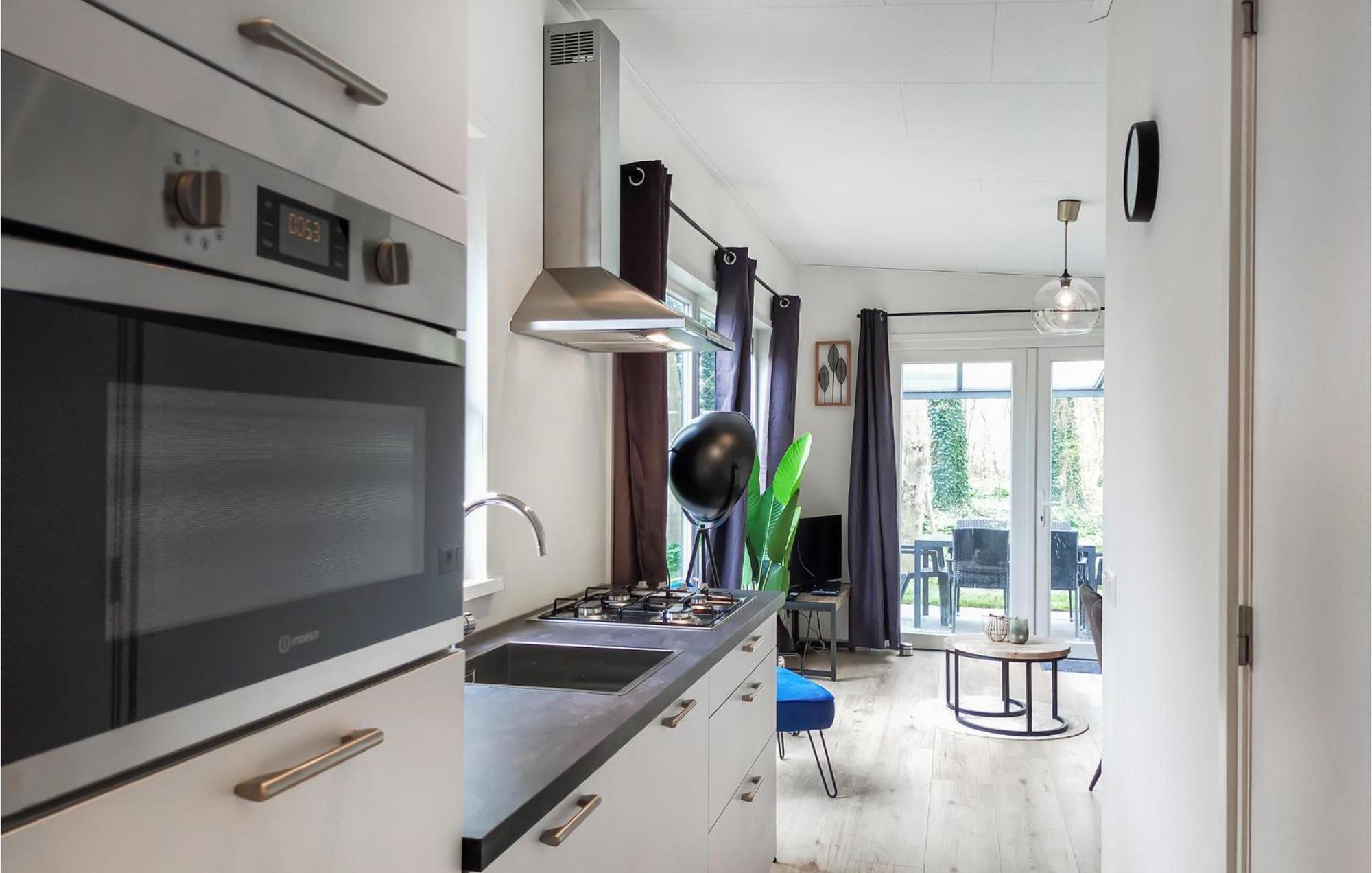Gorgeous Home In Heinkenszand With House Sea View Eksteriør billede