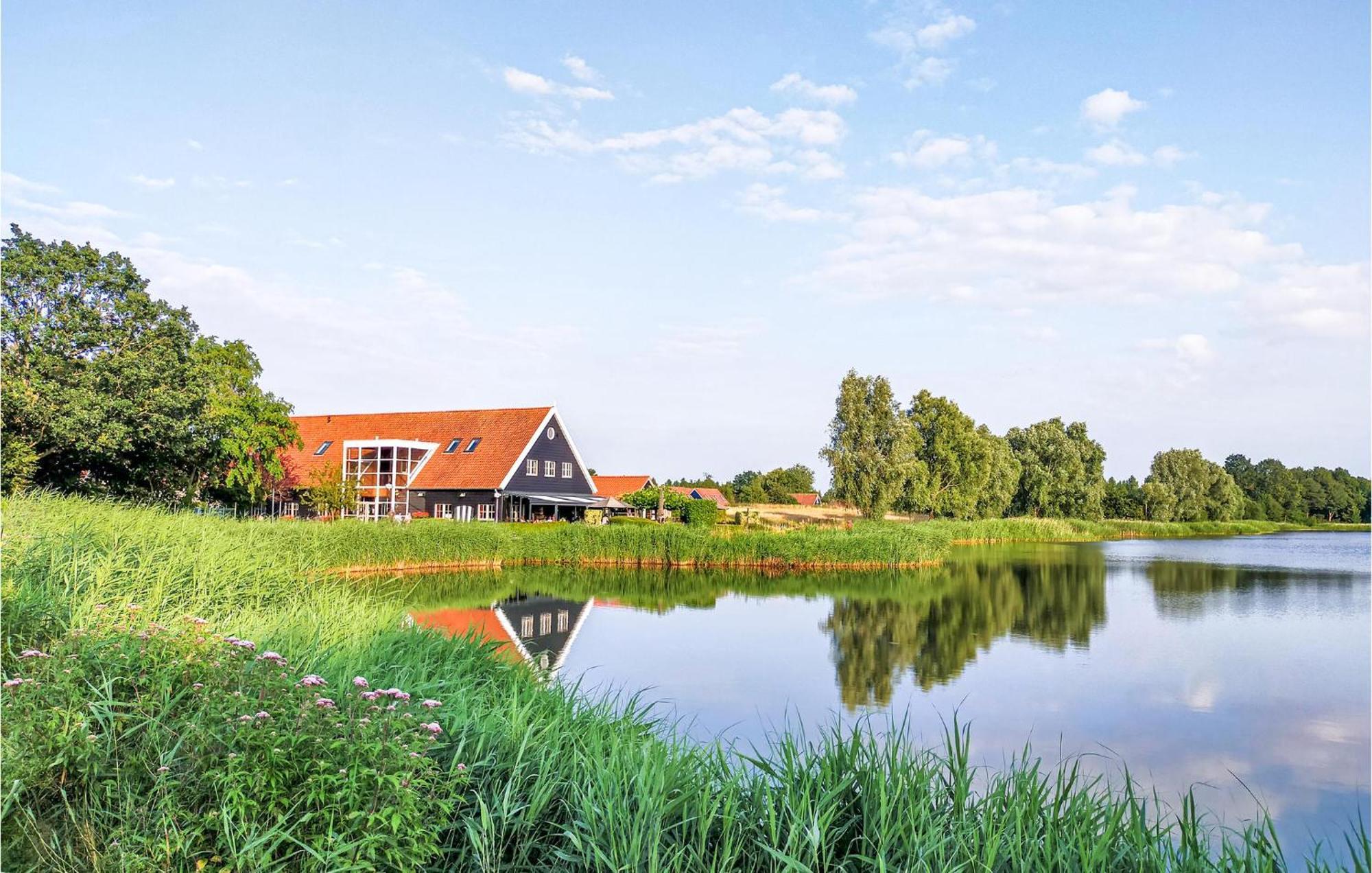 Gorgeous Home In Heinkenszand With House Sea View Eksteriør billede